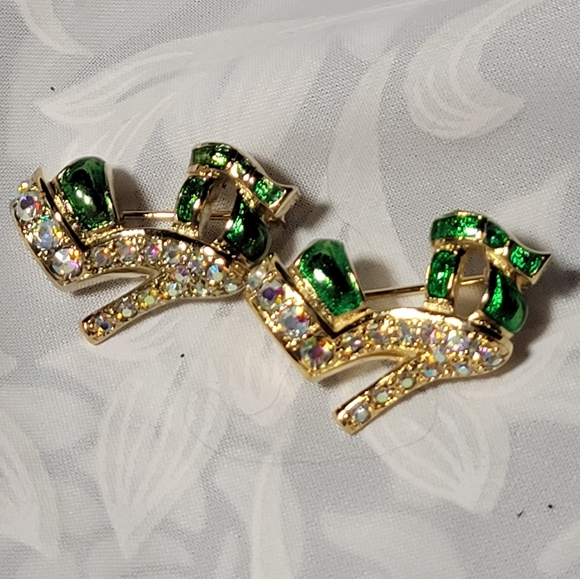 Suzanne Bjontegard brooch - Picture 2 of 7